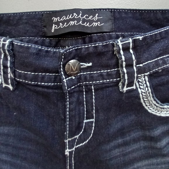 Maurice's Premium Capri Jeans. Size 9/10. - Picture 2 of 8